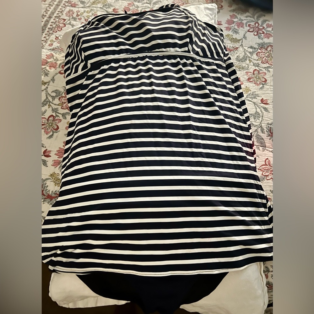 Lands End tankini top and bottom sz 18